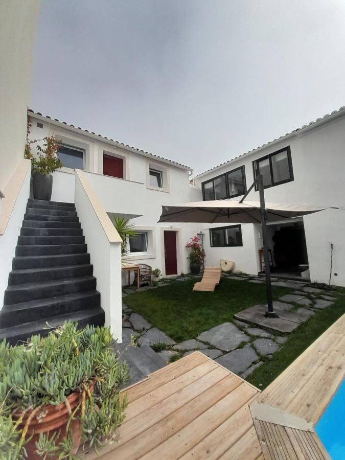 Covil'S Haus Apartment Peniche Bagian luar foto